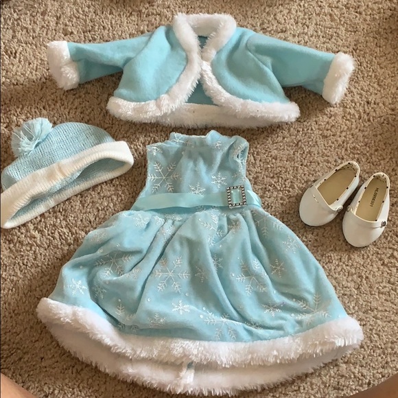 An Isabelle American Girl Doll - Picture 8 of 8